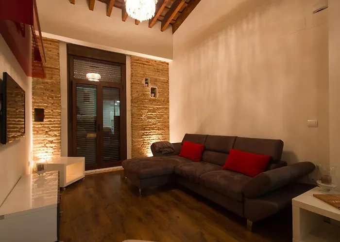 Total Valencia Elegance